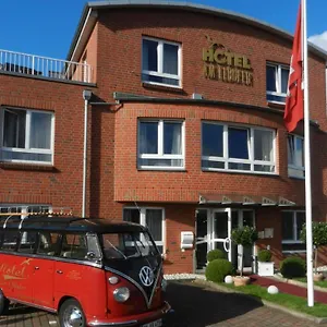 Am Elbufer Hotel