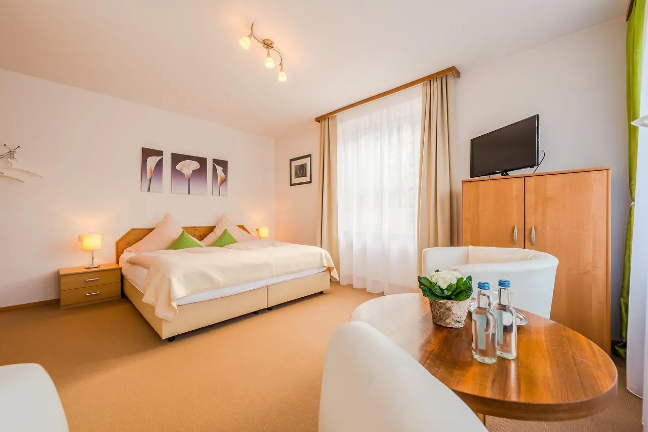 Hotel Am Rathaus Oberstaufen 3*,